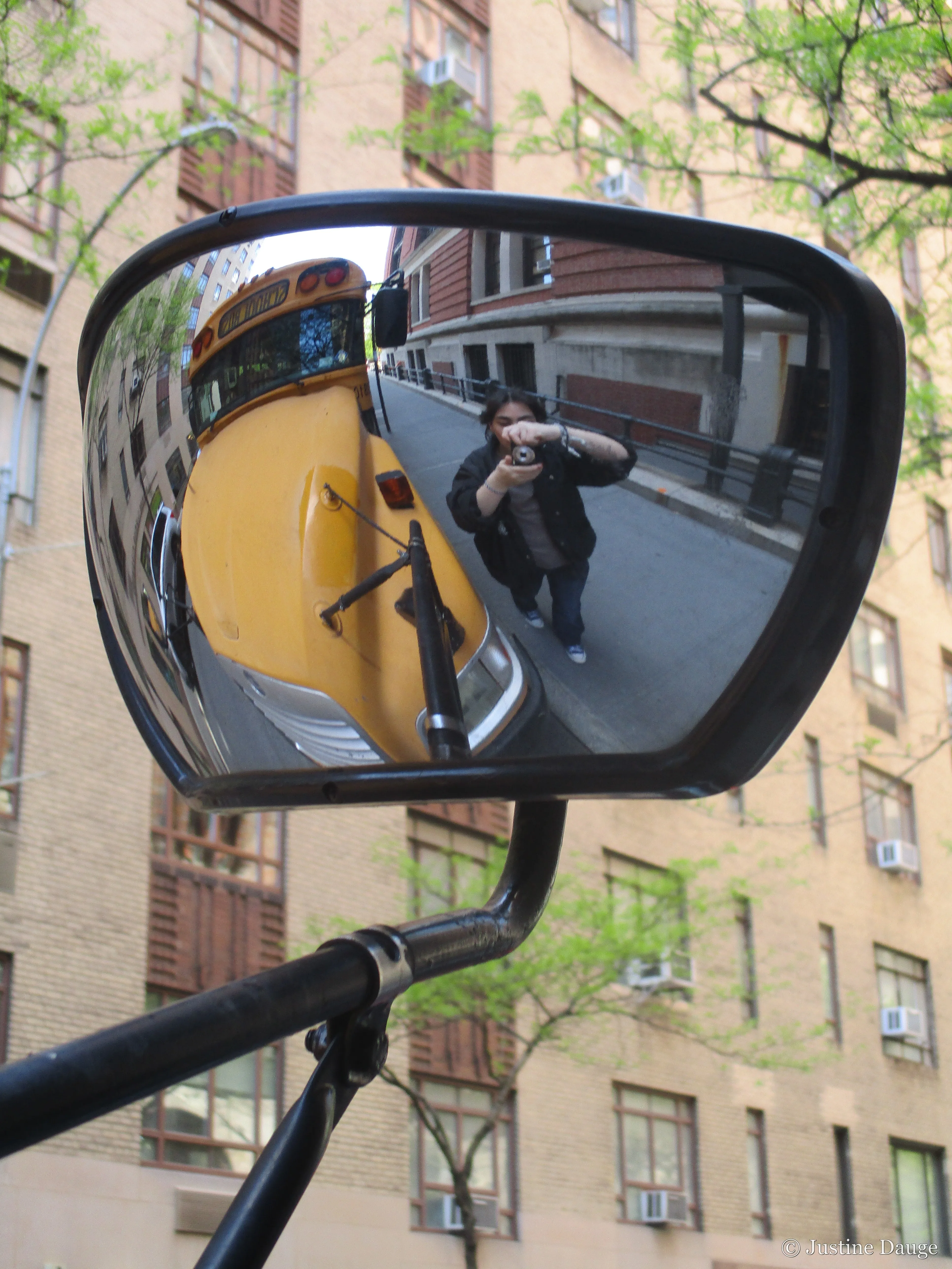 Le Double Regard Circulaire
